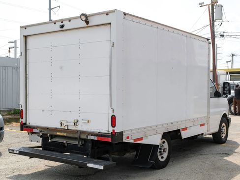 Used 2019 GMC Savana 3500 Van Cab-Chassis 2D w/ Power Convenience Package image 8