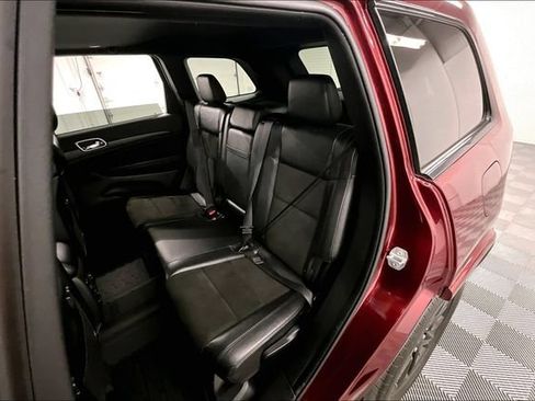 Used 2020 Jeep Grand Cherokee Altitude AWD/4WD image 25