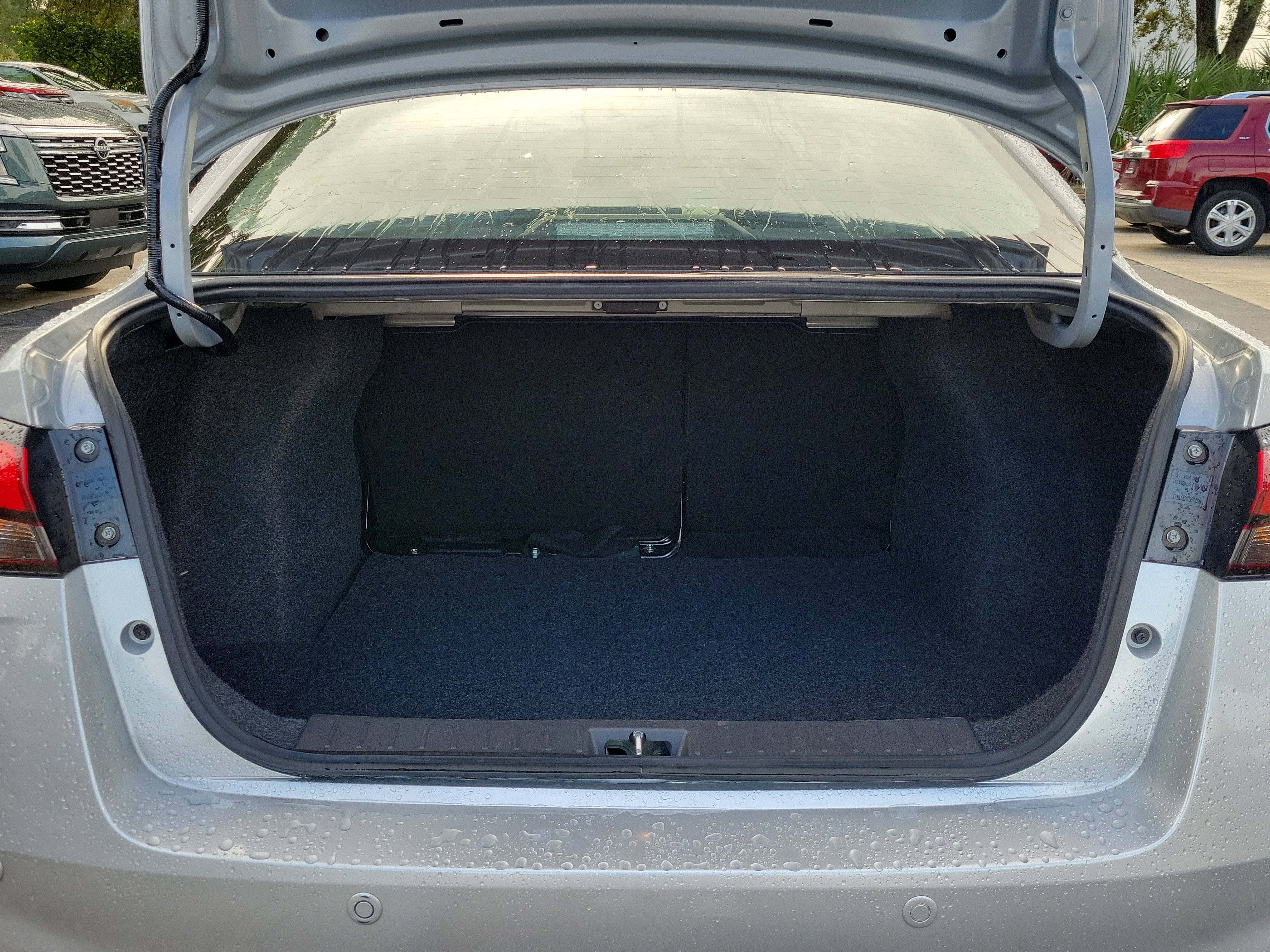 Certified 2025 Nissan Versa SV FWD image 9