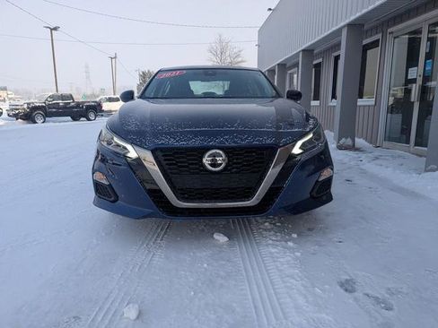 Used 2022 Nissan Altima 2.5 SR image 3