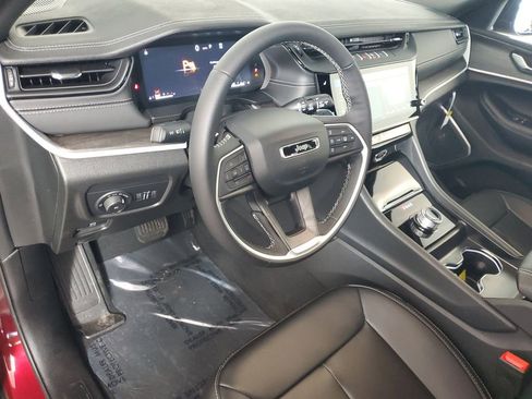 New 2026 Jeep Grand Cherokee L Limited w/ Limited Altitude Package RWD image 10