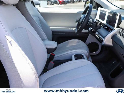 Certified 2024 Hyundai Ioniq 5 Limited RWD image 16