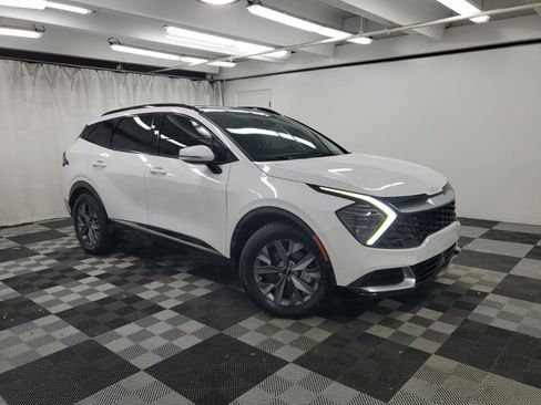 Used 2024 Kia Sportage SX image 1