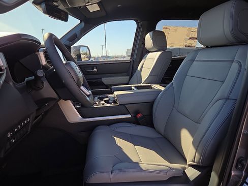 New 2026 Toyota Tundra Limited image 9