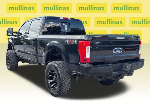 Used 2019 Ford F250 Lariat w/ Lariat Value Package AWD/4WD image 12