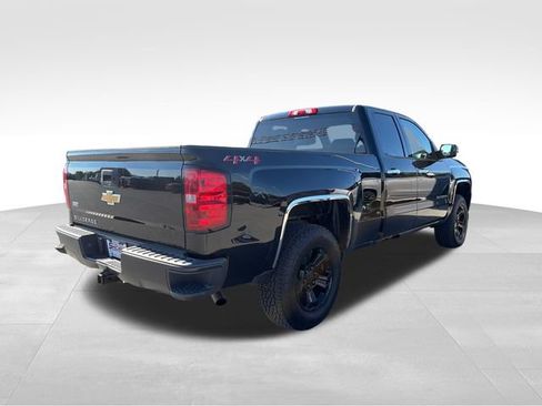 Used 2018 Chevrolet Silverado 1500 W/T w/ WT Convenience Package AWD/4WD image 5