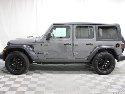 Used 2022 Jeep Wrangler Unlimited Sport AWD/4WD image 30
