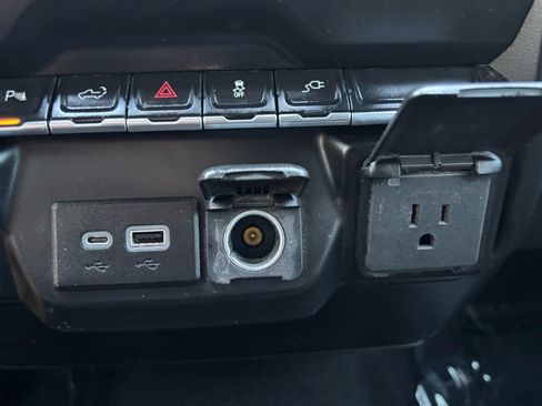 Used 2021 Chevrolet Silverado 2500 W/T w/ WT Fleet Convenience Package AWD/4WD image 32