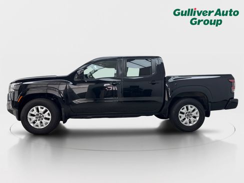 Used 2022 Nissan Frontier SV w/ Technology Package RWD image 3
