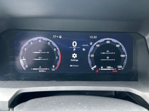 Certified 2025 Toyota Tacoma TRD Sport image 9