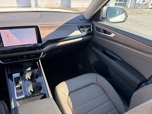 New 2026 Volkswagen Atlas SEL AWD/4WD image 12