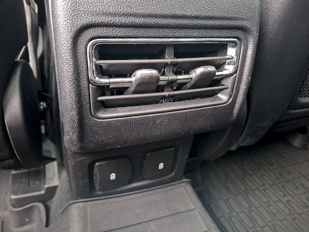 Used 2023 Lincoln Corsair AWD w/ Equipment Group 101A image 14