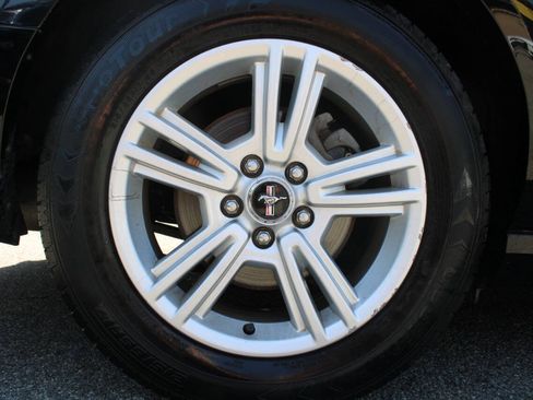 Used 2014 Ford Mustang Convertible RWD image 23