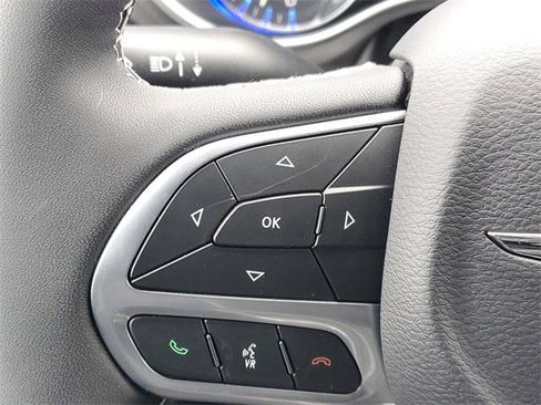 New 2026 Chrysler Pacifica Select image 21