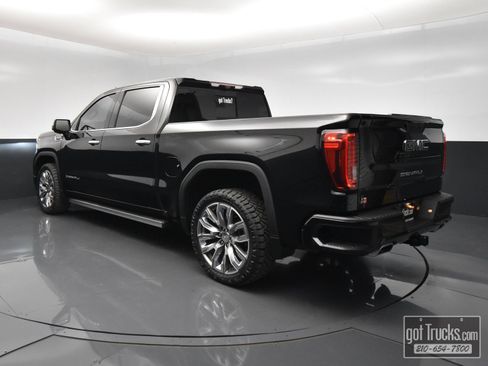 Used 2023 GMC Sierra 1500 Denali w/ Denali Reserve Package AWD/4WD image 5