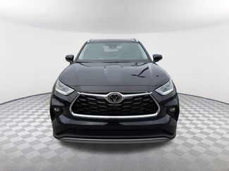 New 2026 Toyota Highlander Platinum video 2