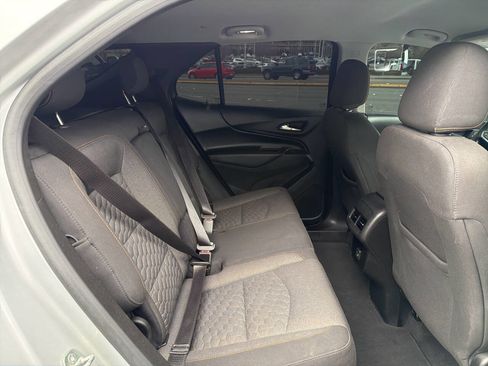 Used 2019 Chevrolet Equinox LT image 19