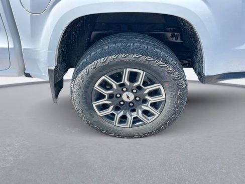 New 2026 Chevrolet Colorado Z71 w/ Technology Package AWD/4WD image 12