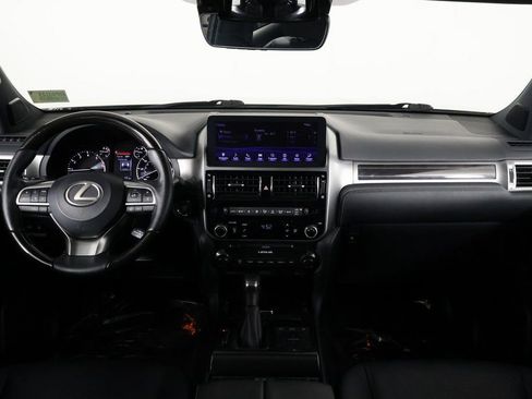 Used 2023 Lexus GX 460 Luxury w/ Off Road Package image 8