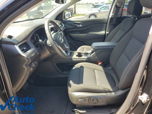 Used 2023 GMC Acadia SLE w/ Driver Convenience Package FWD image 20
