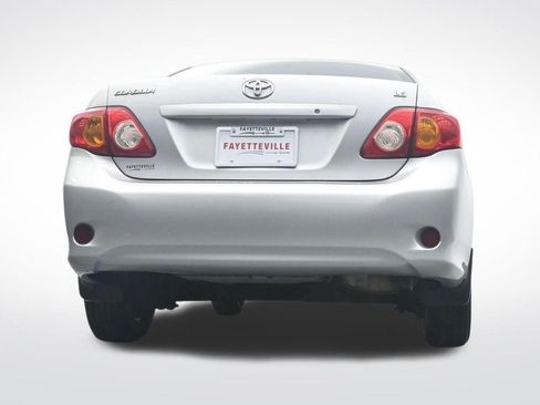 Used 2010 Toyota Corolla LE image 34
