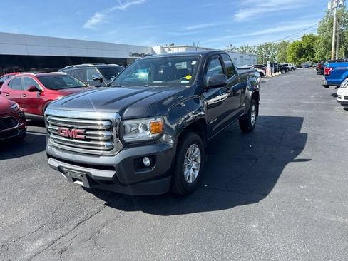 Used 2017 GMC Canyon SLE w/ SLE Convenience Package AWD/4WD image 8