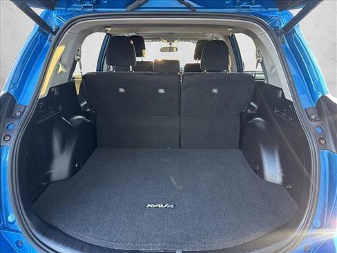 Used 2016 Toyota RAV4 XLE image 21