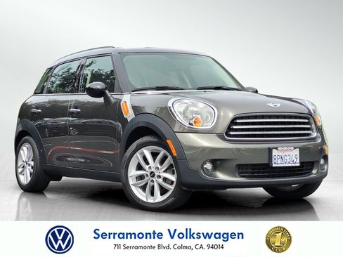 Used 2012 MINI Cooper Countryman image 1