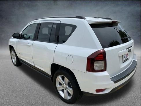 Used 2016 Jeep Compass Sport w/ Power Value Group FWD image 4