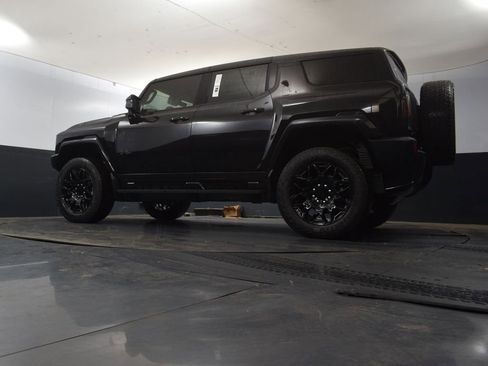 New 2025 GMC Hummer EV 2X w/ LPO, Dark Essentials Package image 52