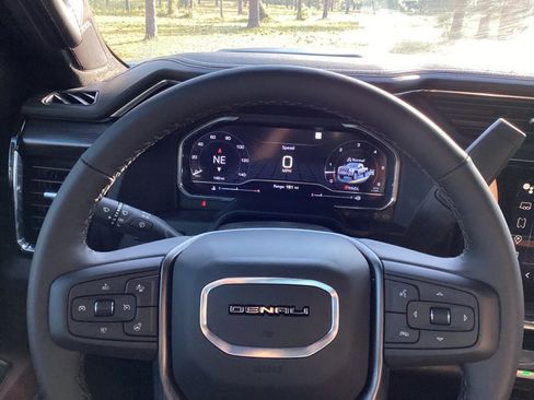 New 2025 GMC Sierra 2500 Denali Ultimate image 27