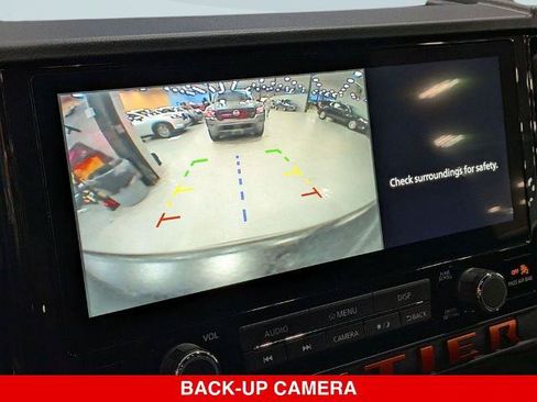 Certified 2025 Nissan Frontier PRO-4X AWD/4WD image 26