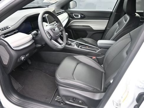 New 2026 Jeep Compass Limited AWD/4WD image 9
