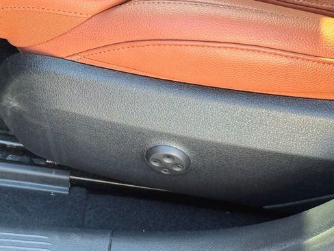 Used 2023 Mercedes-Benz C 300 4MATIC Sedan image 22