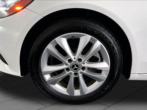 Used 2019 Mercedes-Benz C 300 4MATIC Sedan image 11