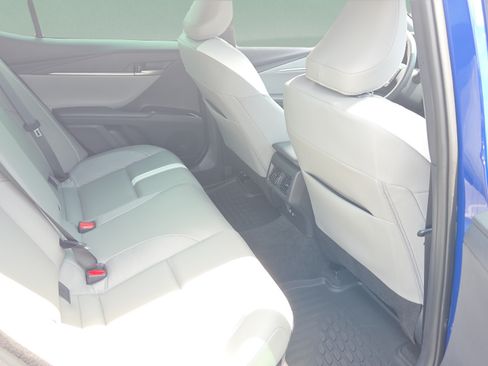 Used 2026 Toyota Camry SE FWD image 30
