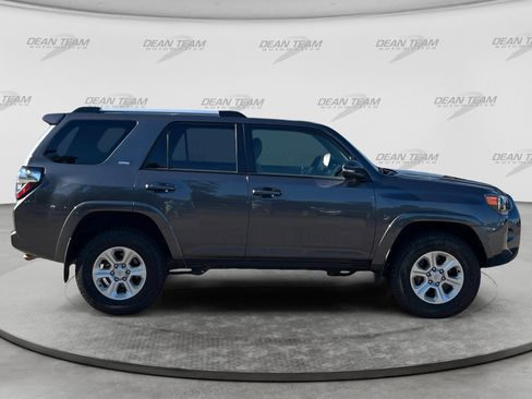 Used 2023 Toyota 4Runner SR5 Premium w/ Moonroof Package AWD/4WD image 8