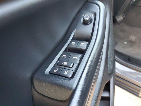 Used 2024 Jeep Grand Cherokee Limited RWD image 17