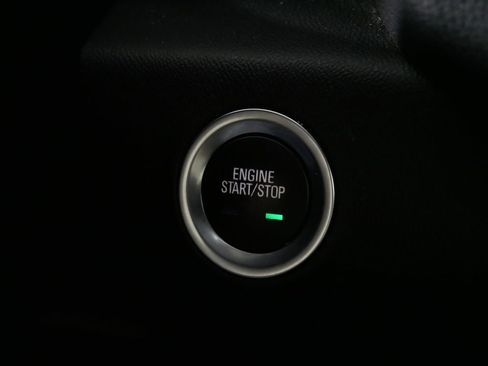 Used 2023 GMC Terrain SLE w/ Driver Convenience Package image 25