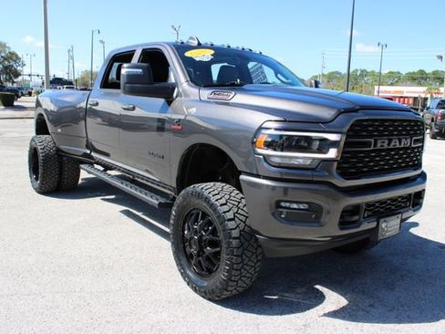 Used 2024 RAM 3500 Big Horn w/ Night Edition image 15