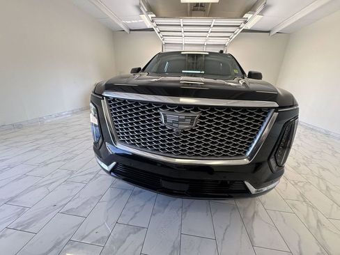 Used 2025 Cadillac Escalade Premium Luxury w/ LPO, Radiant Package RWD image 32