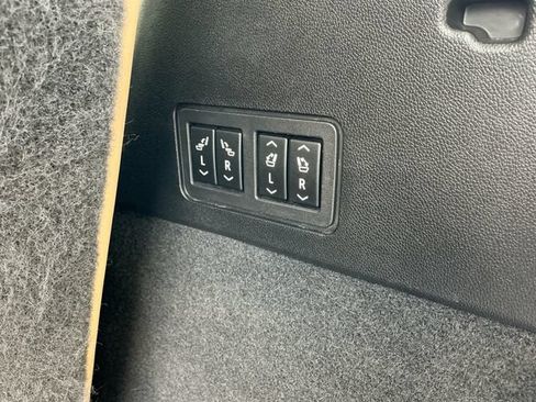 Used 2023 Cadillac XT6 Sport w/ Platinum Package AWD/4WD image 27