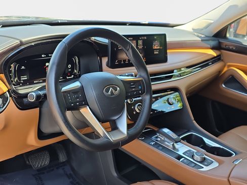 Used 2023 INFINITI QX60 Sensory w/ Vision Package FWD image 14