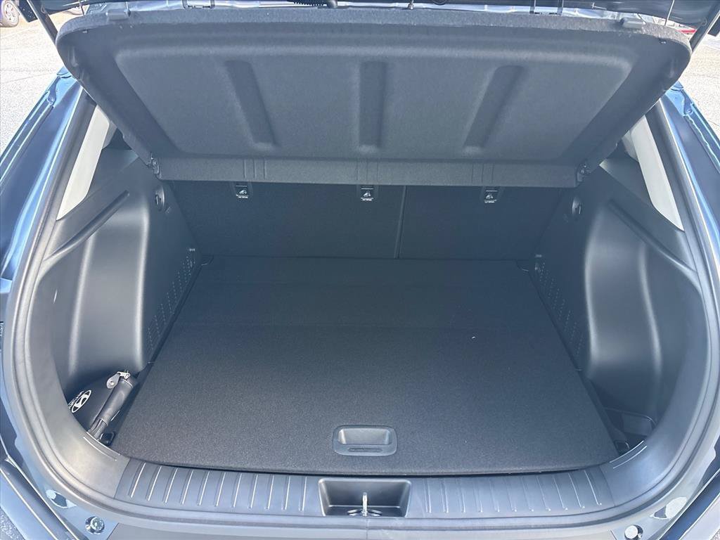 New 2027 Hyundai Kona SEL Sport FWD image 3
