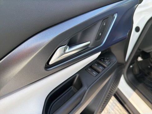 New 2026 Chevrolet Equinox EV LT w/ LPO, All-Weather Mat Package image 12