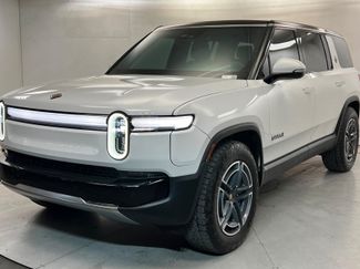 Used 2025 Rivian R1S Adventure Dual AWD/4WD video 1