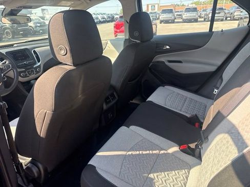 Used 2024 Chevrolet Equinox LS FWD image 26