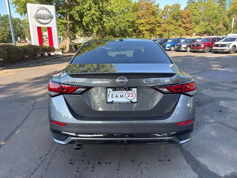 New 2025 Nissan Sentra SR image 6