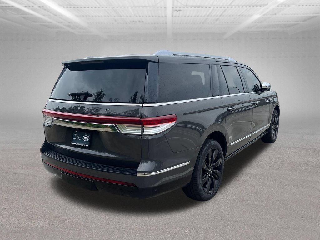 Used 2023 Lincoln Navigator L Black Label AWD/4WD image 5