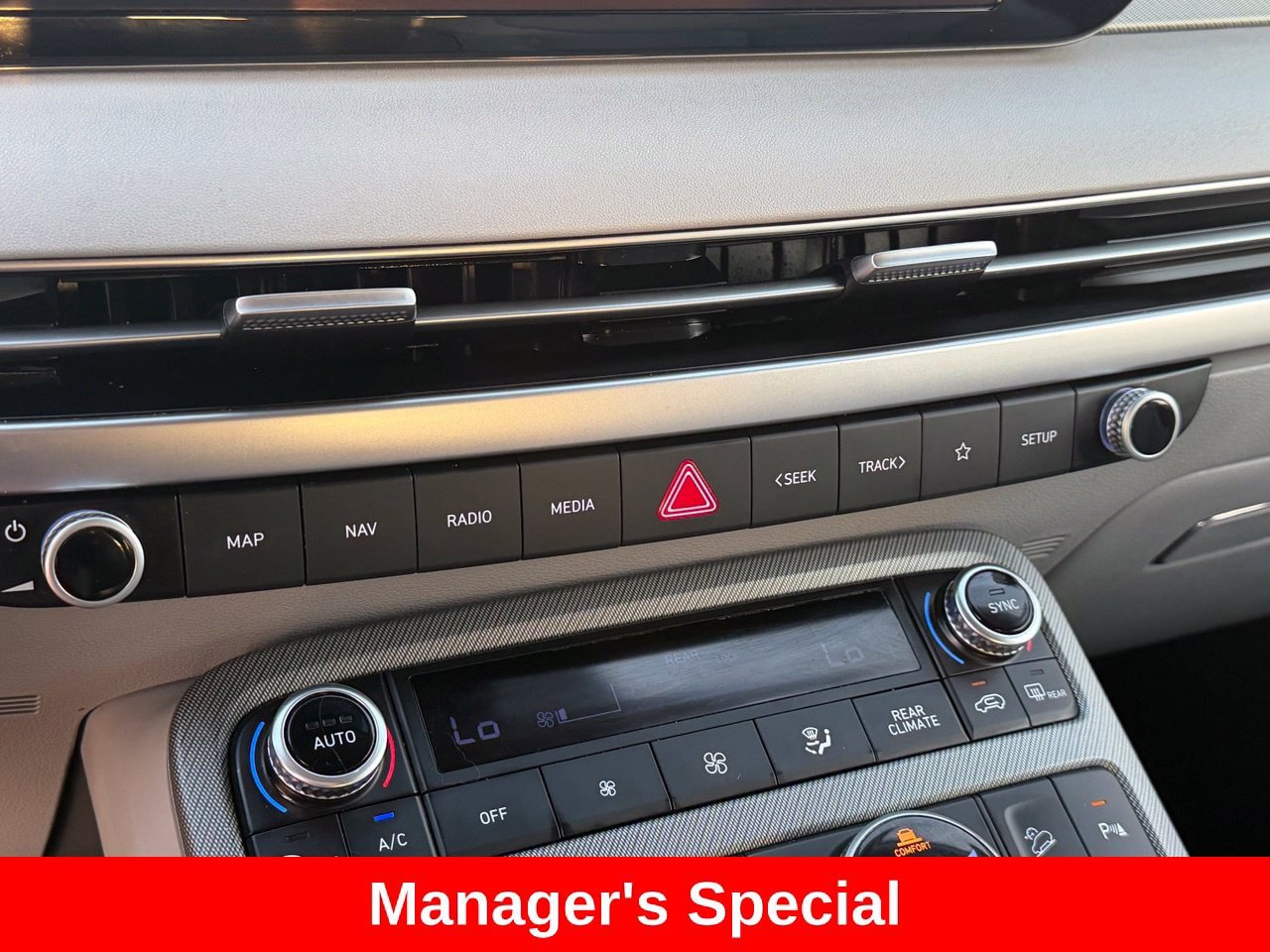 Used 2025 Hyundai Palisade SEL AWD/4WD image 21